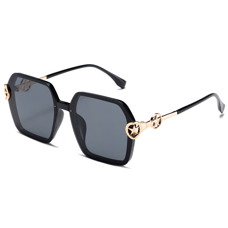 Women's Fashion Sunglasses with Luxurious Embellishments Bowlift