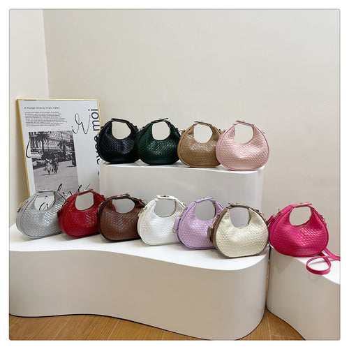 WoTextured Leather Hobo Bag Bowlift