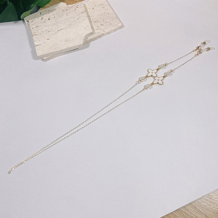 Elegant and Filigree Jewelry Band Bowlift