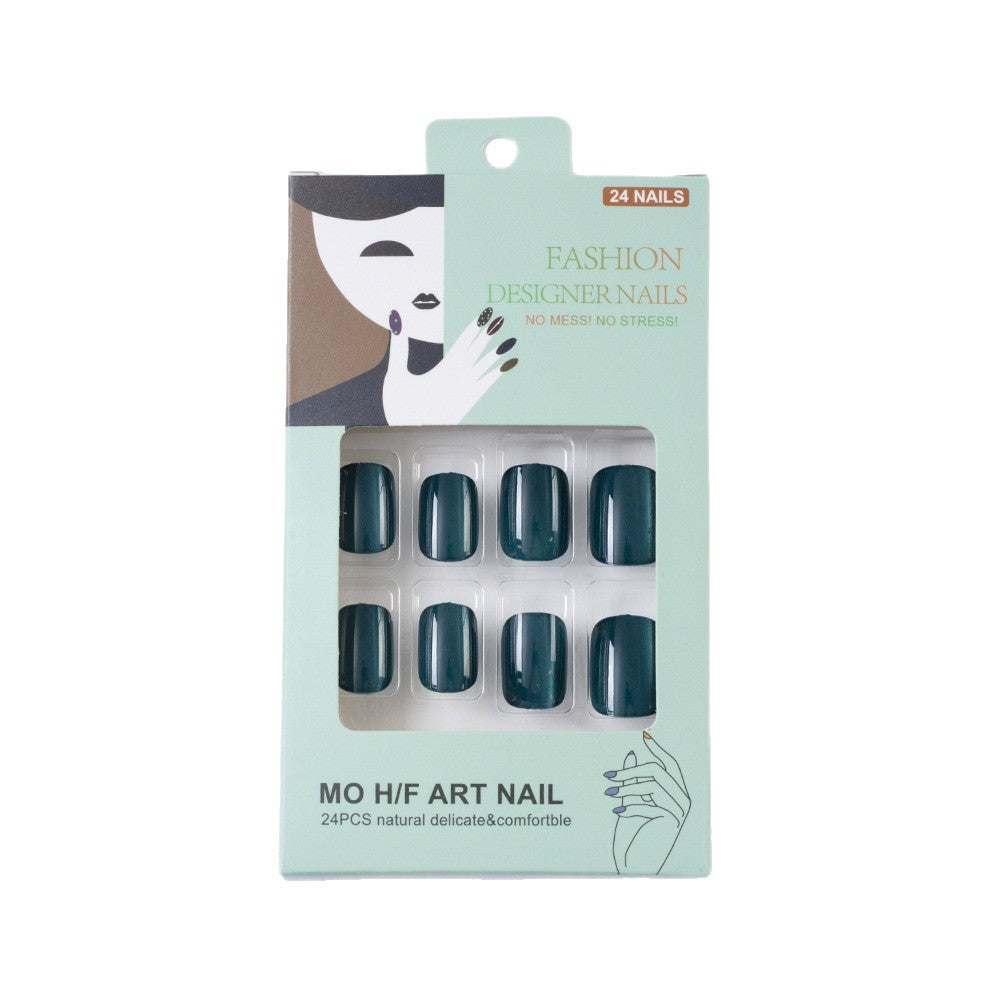Artificial nails in elegant ombre design Bowlift