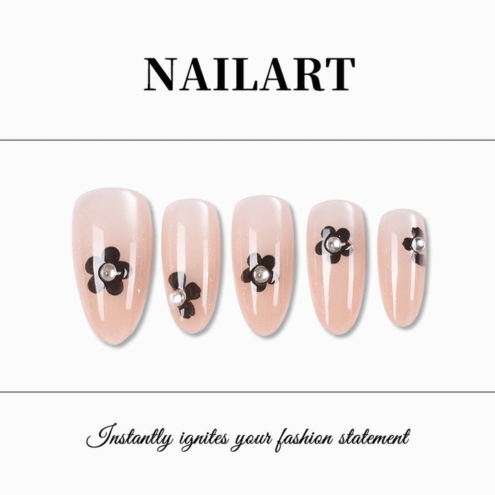 Floral Accent Press-On Nail Set Bowlift