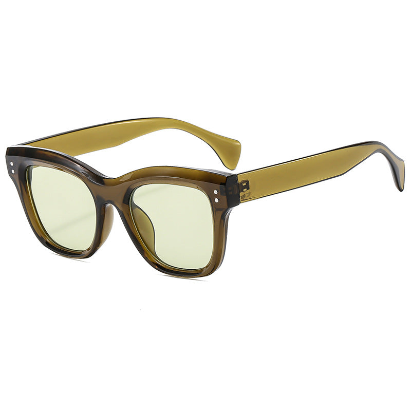 Women’s sunglasses in modern oversized style Bowlift