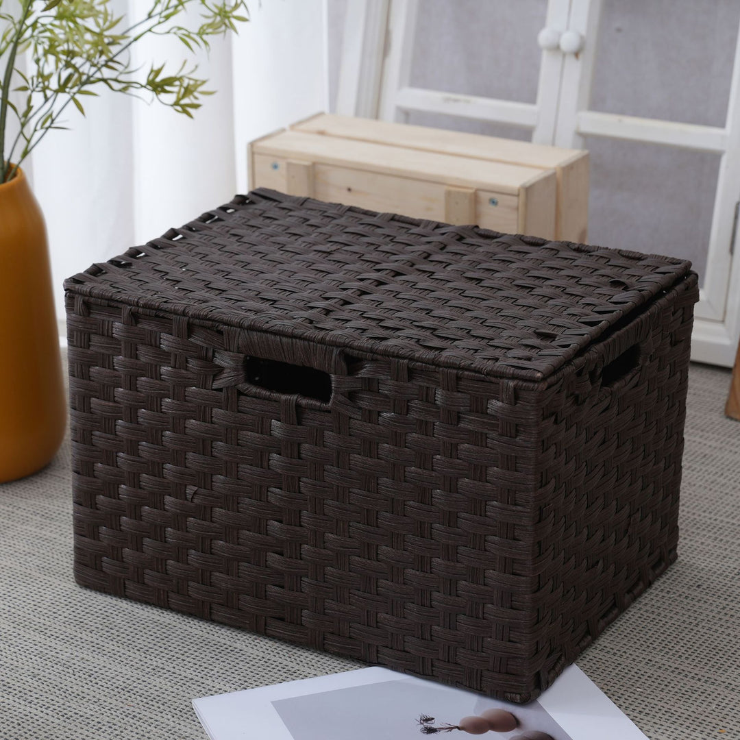 Storage box made of sturdy braided material Bowlift