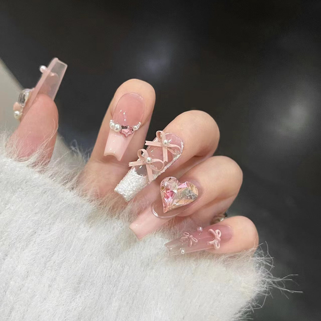 Decorative Press-On Nail Set with Charming Accents Bowlift