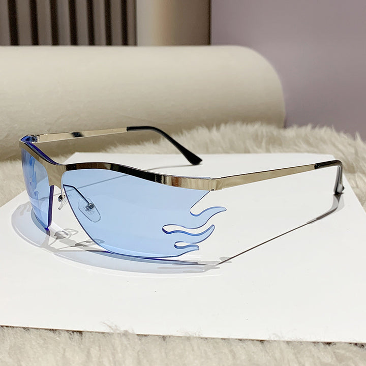 Ladies trendy sunglasses with innovative flame frame Bowlift