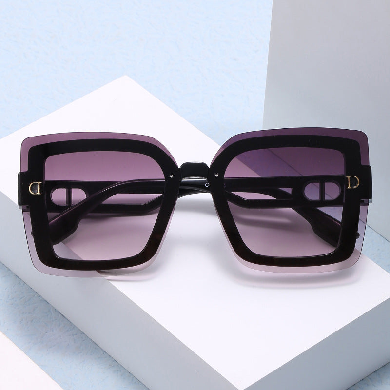 Ladies fashionable oversized sunglasses in geometric design Bowlift