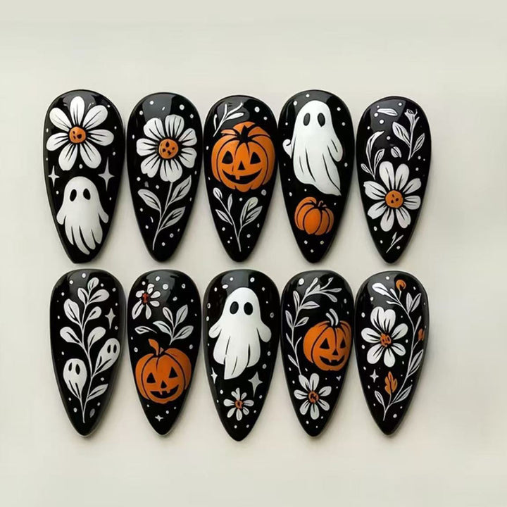 Artificial nails in Halloween design Bowlift