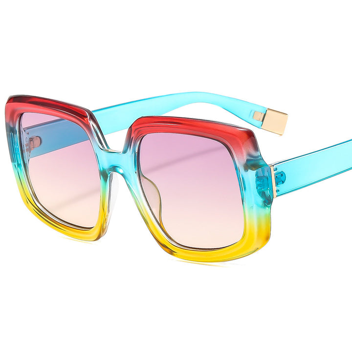 Ladies fashionable sunglasses with striking square frame design Bowlift