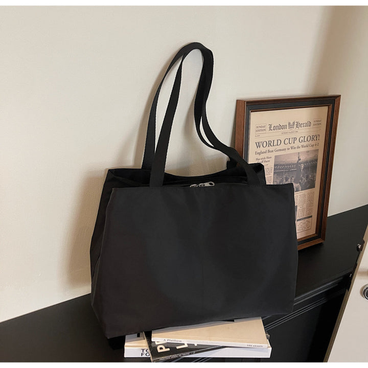 Stylish Versatile Carry-All Tote