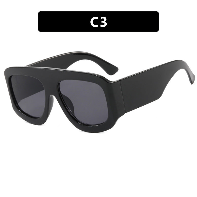 Women oversized sunglasses in modern design Bowlift