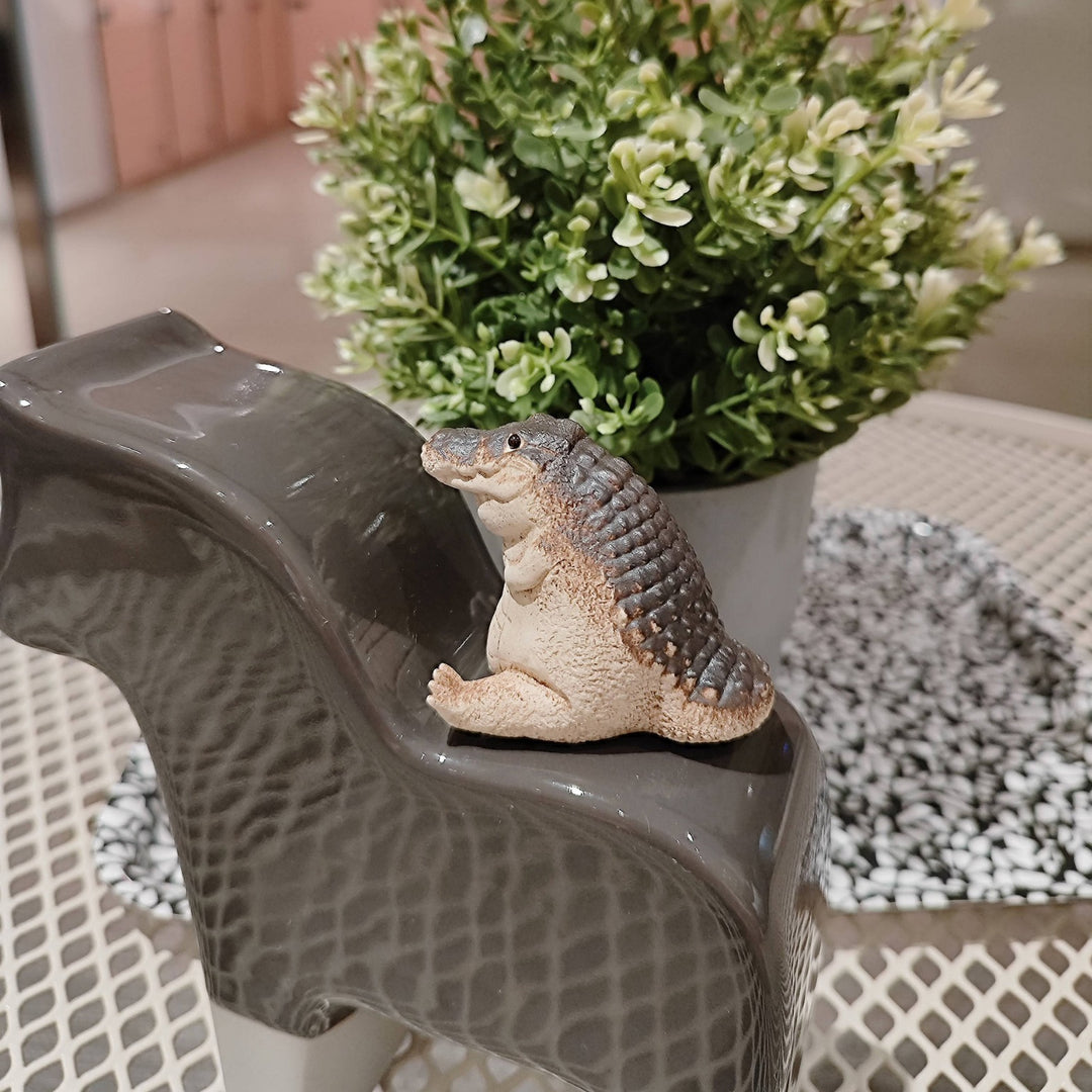 Decorative Crocodile Figurine Bowlift