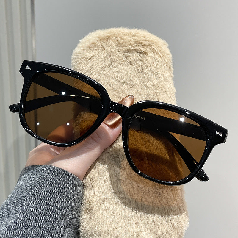 Women's stylish Cat-Eye sunglasses with UV protection and comfortable frame Bowlift