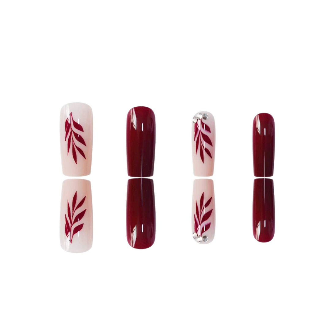 Elegant Leaf-Design Acrylic Nail Art Bowlift