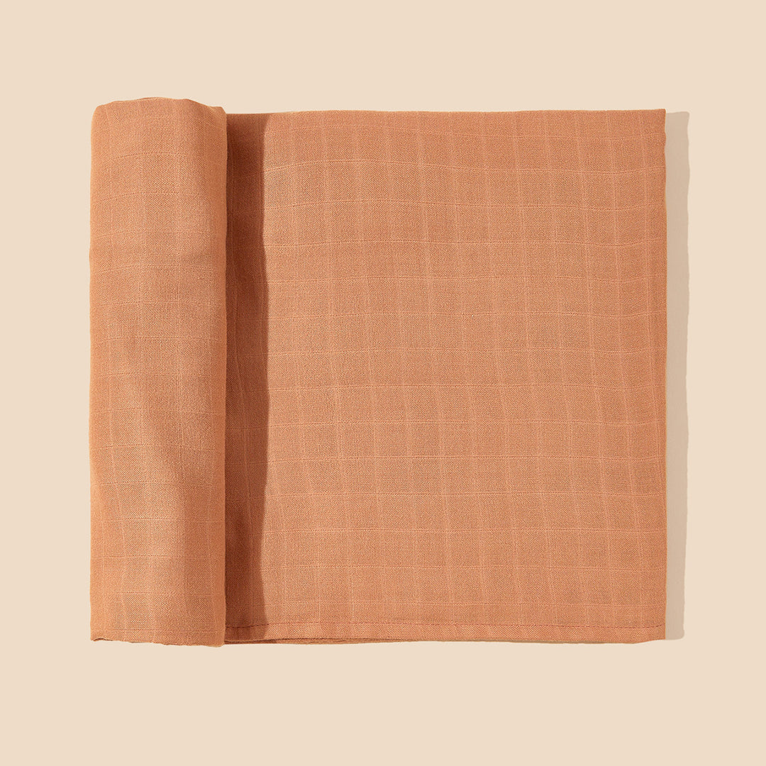 Modern Lightweight Scarf Bowlift