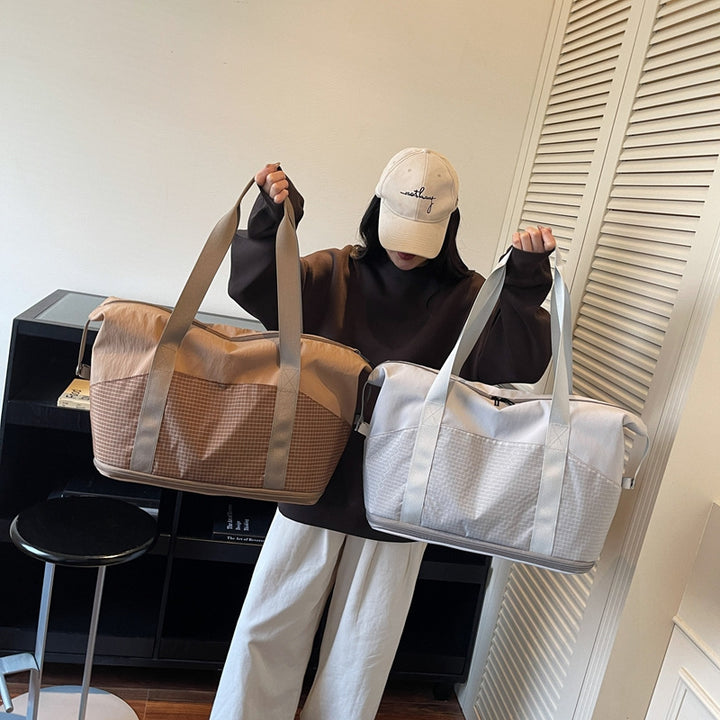 Stylish Multi-Purpose Weekend Bag Bowlift