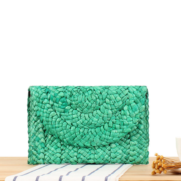 Clutch Made of Handmade Basket Weave Bowlift
