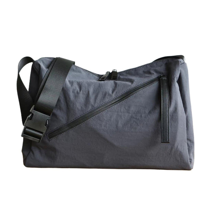 Fashionable Shoulder Bag with Innovative Compartment System Bowlift