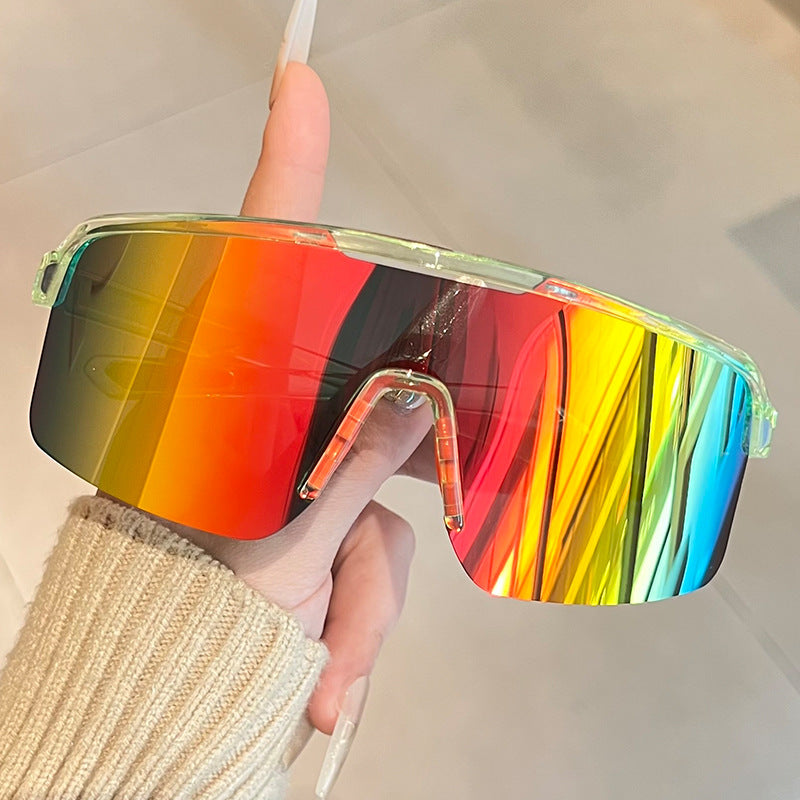 Unisex nan sporty shield sunglasses with continuous visor glass and non-slip nose pads Bowlift