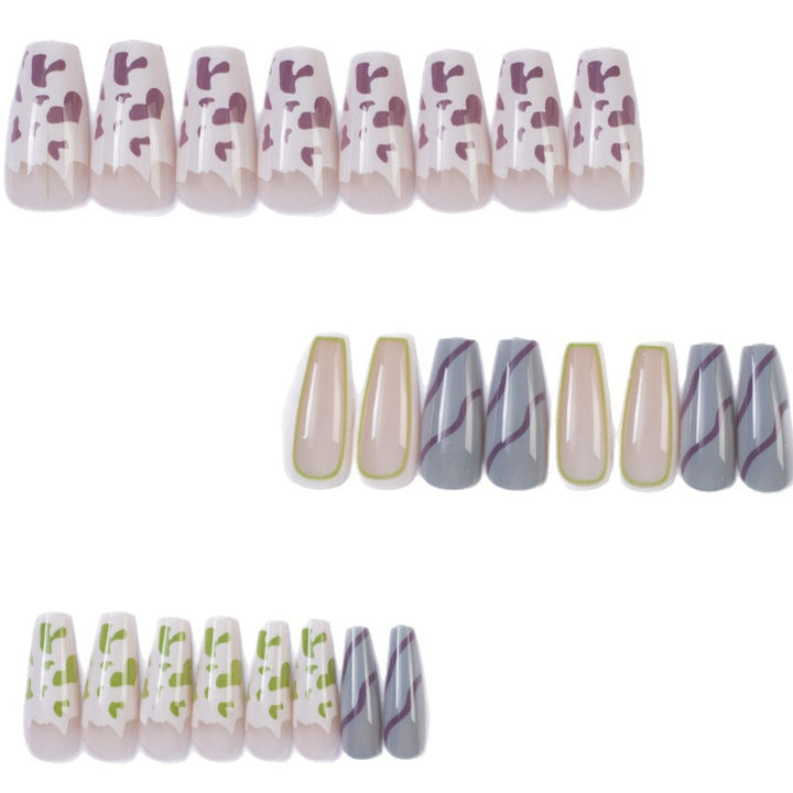 Artificial Nails in Modern Design with Graphic Patterns Bowlift