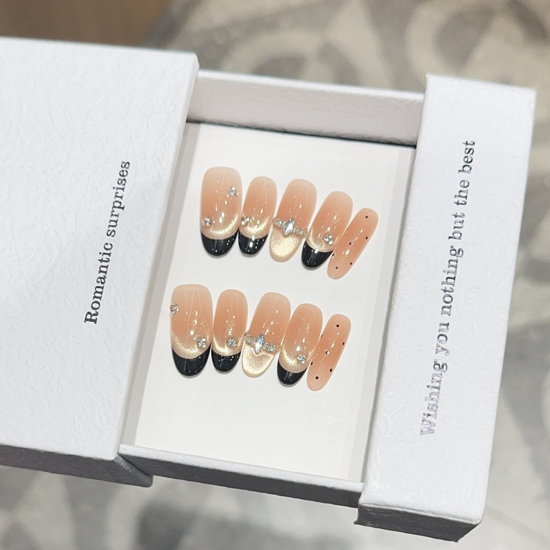 Artificial nails with Romantic Design Bowlift