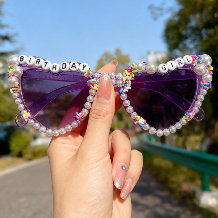 Playful Themed Cat-Eye Sunglasses Bowlift
