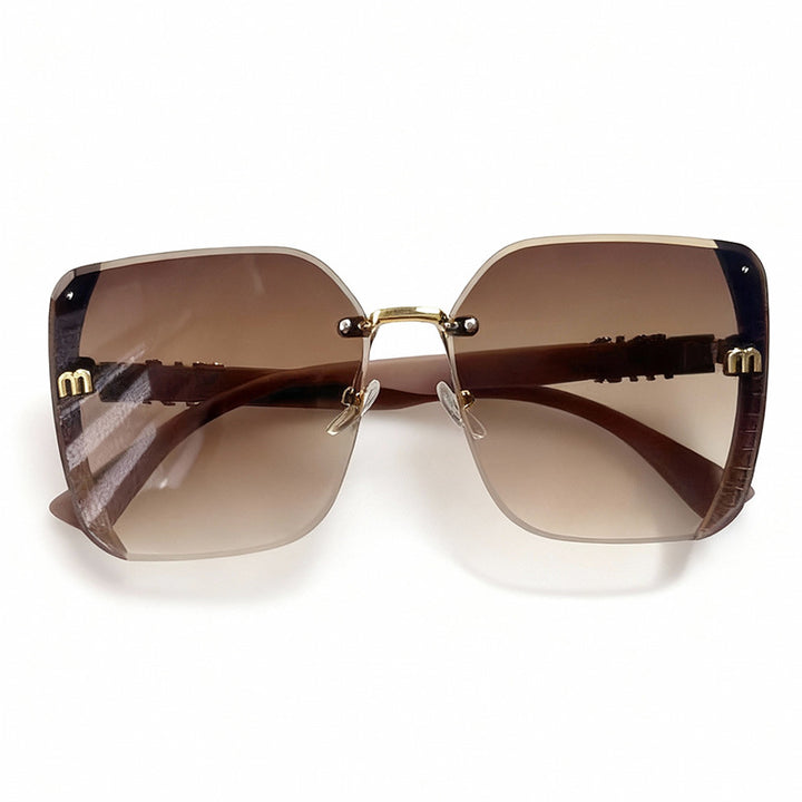 Fashionable Oversized Sunglasses Bowlift