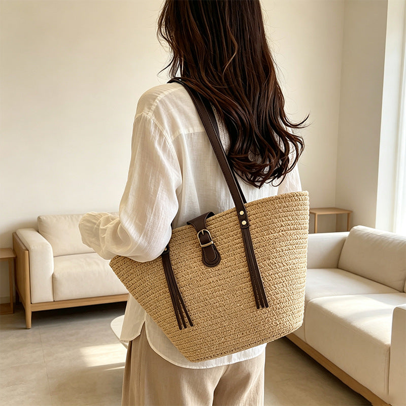 Stylish Woven Beach Tote Bowlift