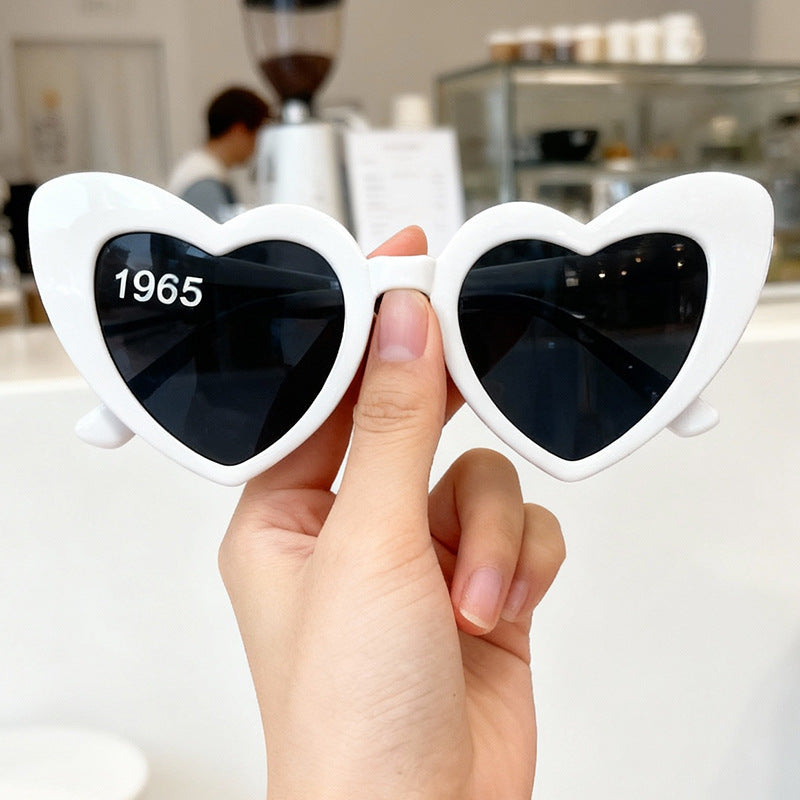 Stylish Heart-Frame Sunglasses Bowlift