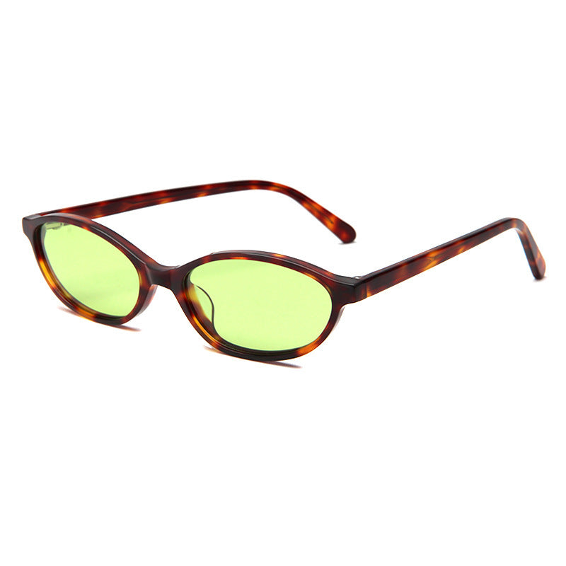 Women's sunglasses in fashionable vintage style with ergonomic frame Bowlift