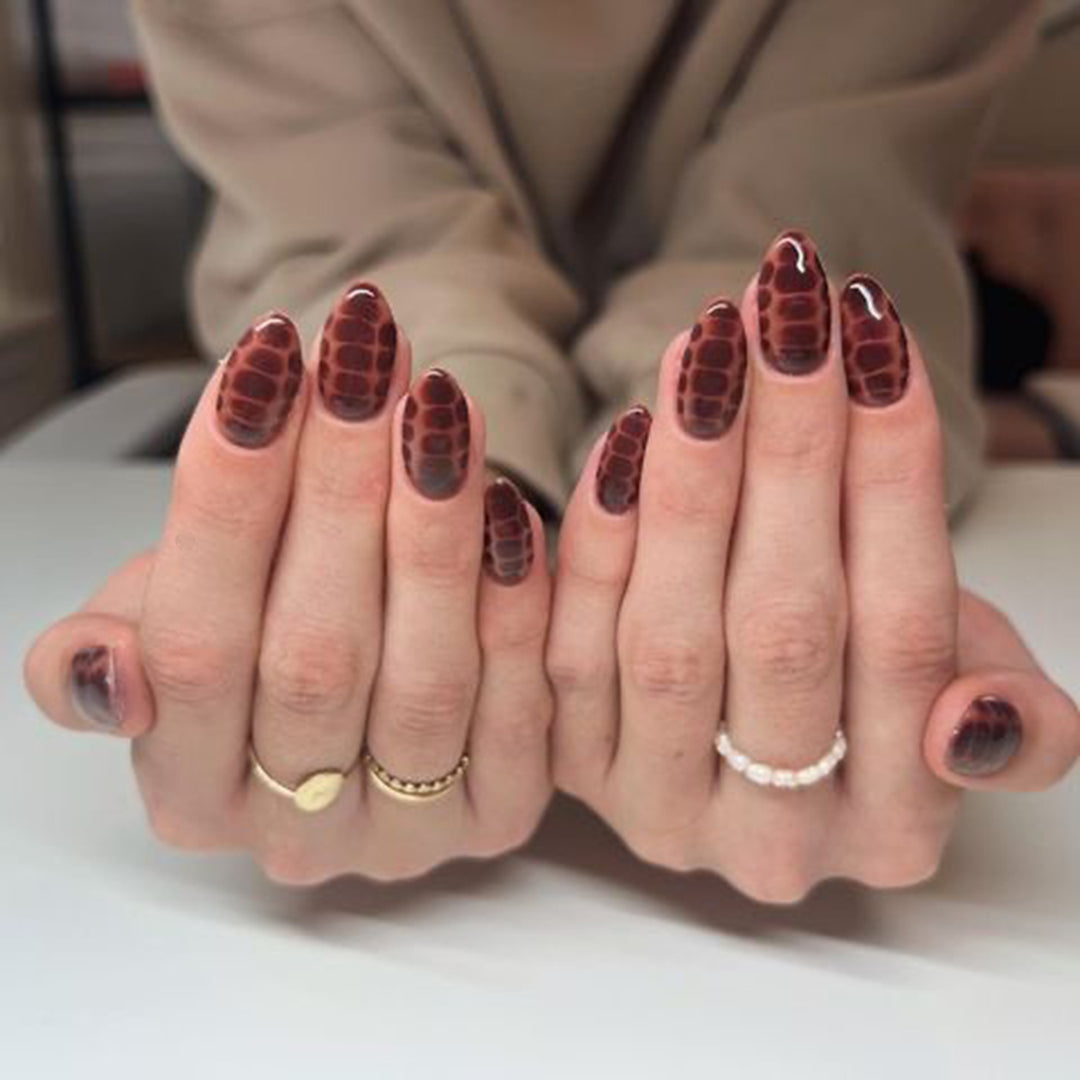 Creative Nail Design Bowlift