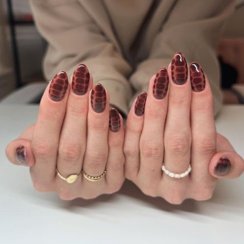 Creative Nail Design Bowlift