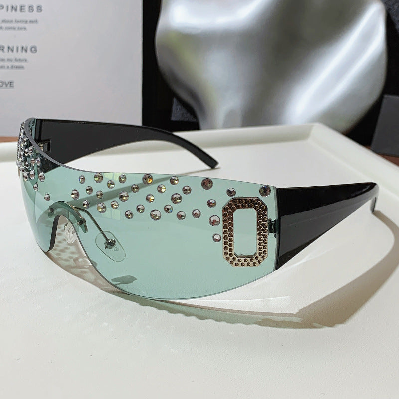 Women's Glamorous Sunglasses with Glitter Accents Bowlift