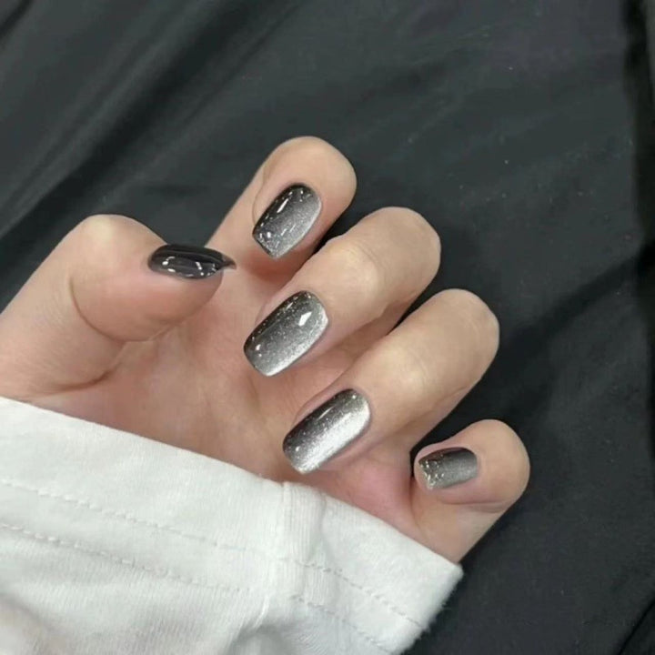 High-quality artificial nails Bowlift