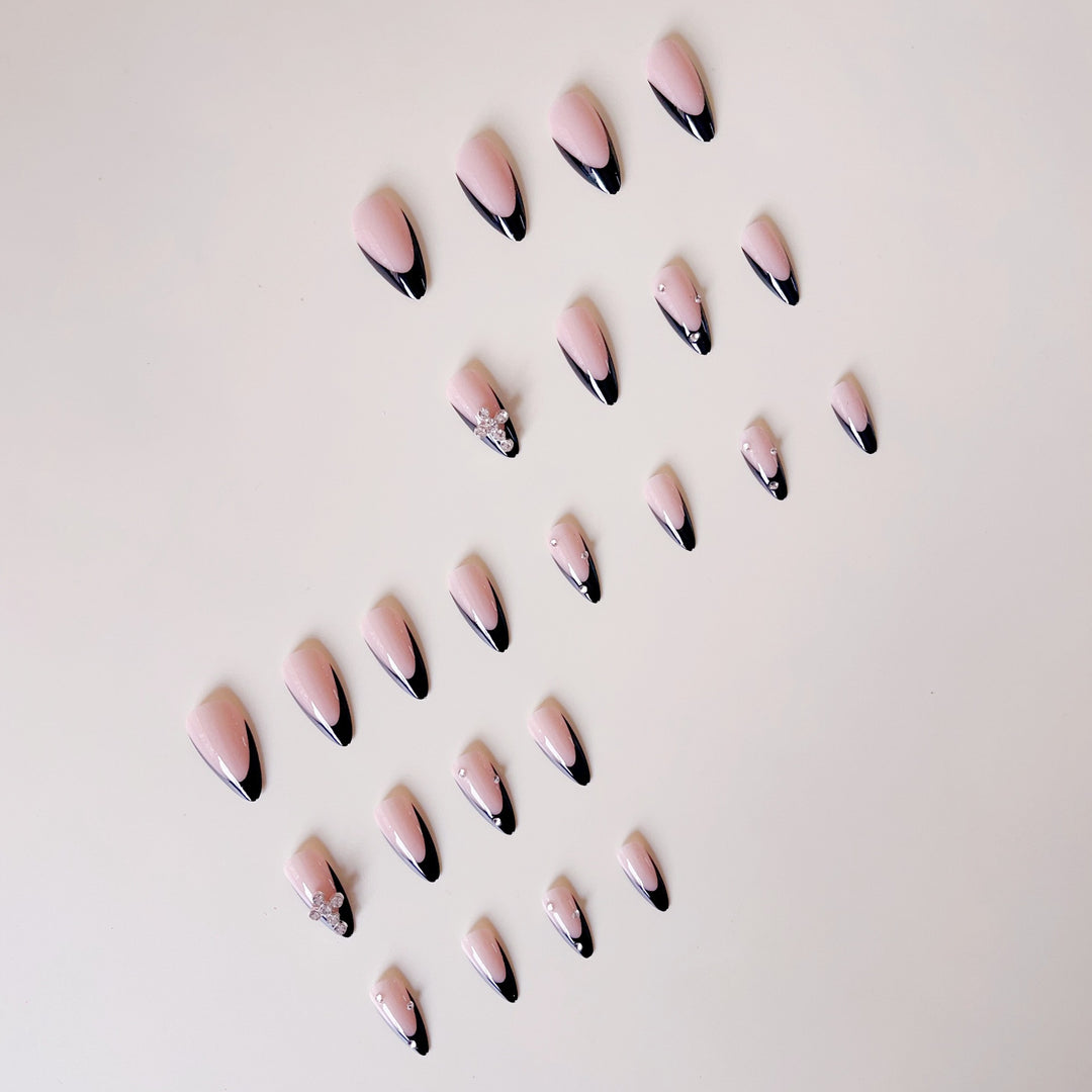 Artificial nail set with luxurious French design and radiant accents Bowlift