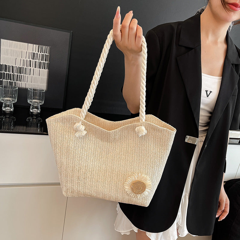Decorative Floral Embellished Beach Tote Bag Bowlift