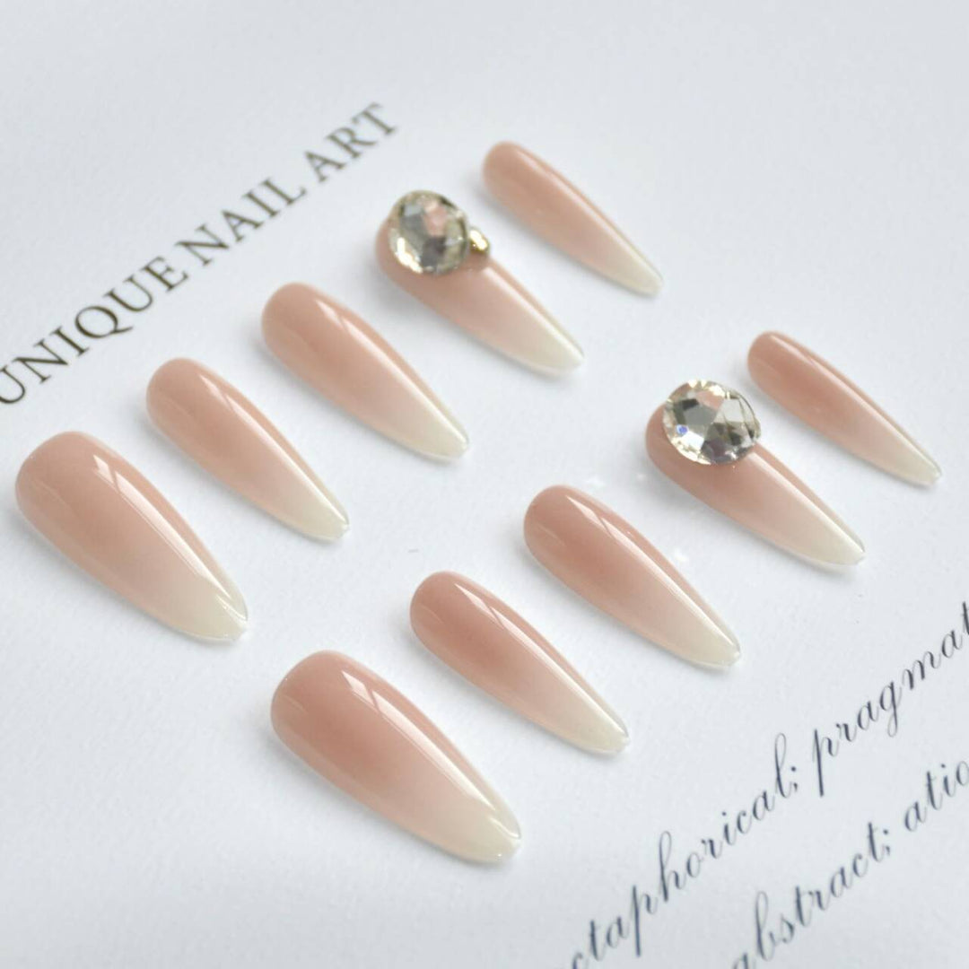 Decorative Rhinestone-Embellished Stiletto Nail Extensions Bowlift