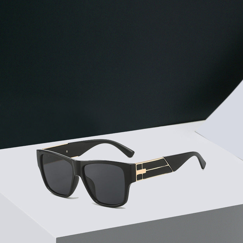 Ladies fashionable oversized sunglasses with elegant frame Bowlift