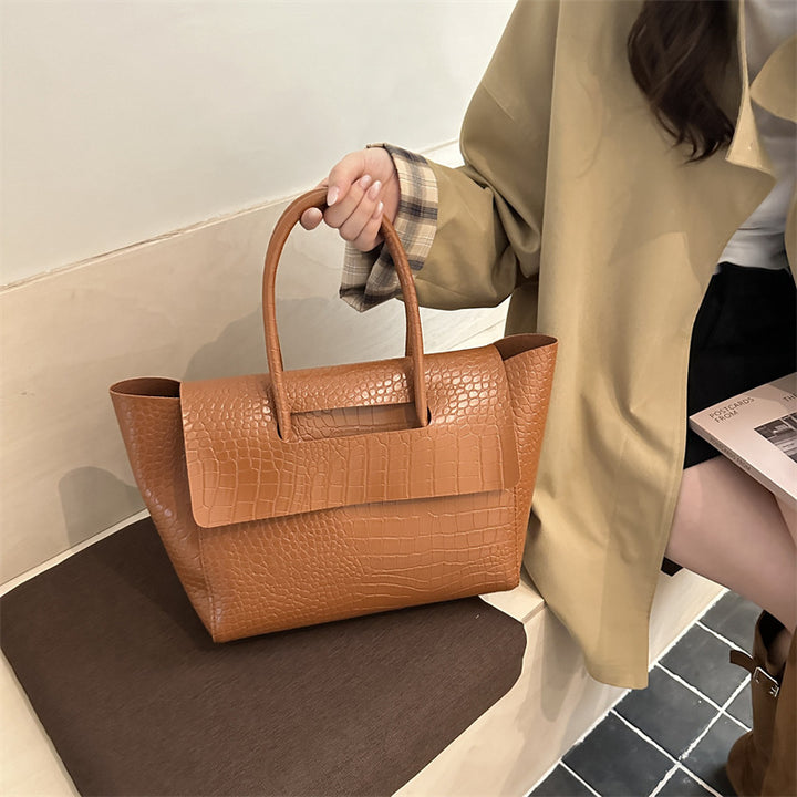 WoCrocodile Textured Structured Handbag Bowlift