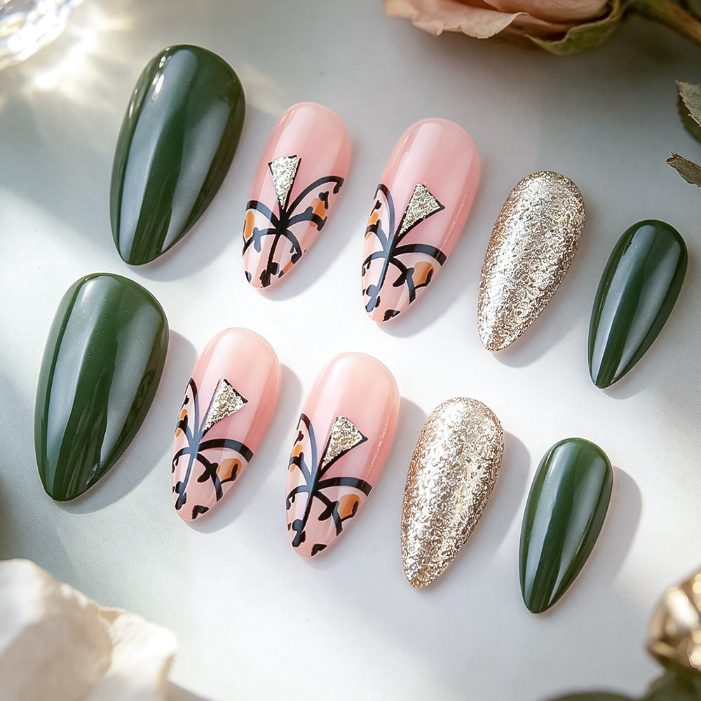 Elegant Seasonal Nail Art Set Bowlift