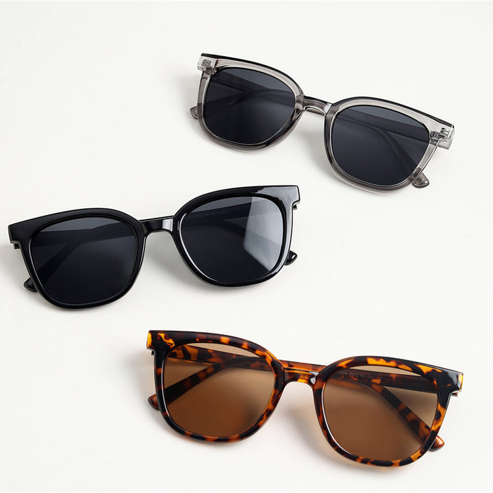 Ladies fashionable sunglasses with modern plastic frame Bowlift