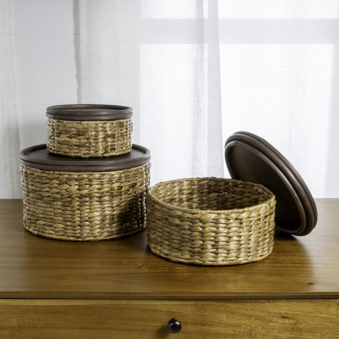 Handwoven storage basket with two handles Bowlift