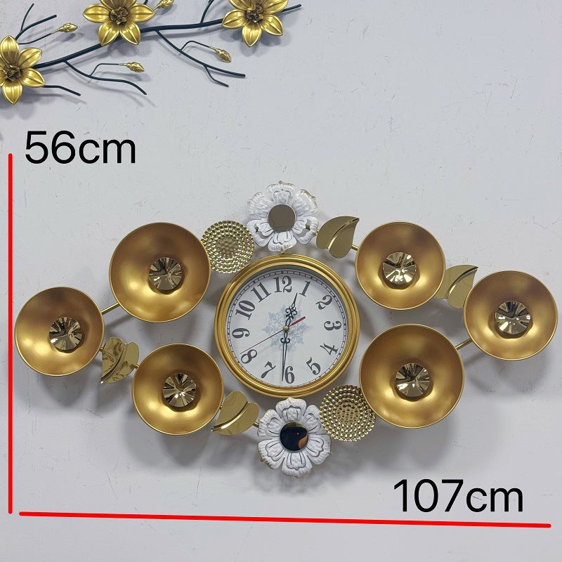 Elegant Decorative Wall Clock with Floral Accents Bowlift