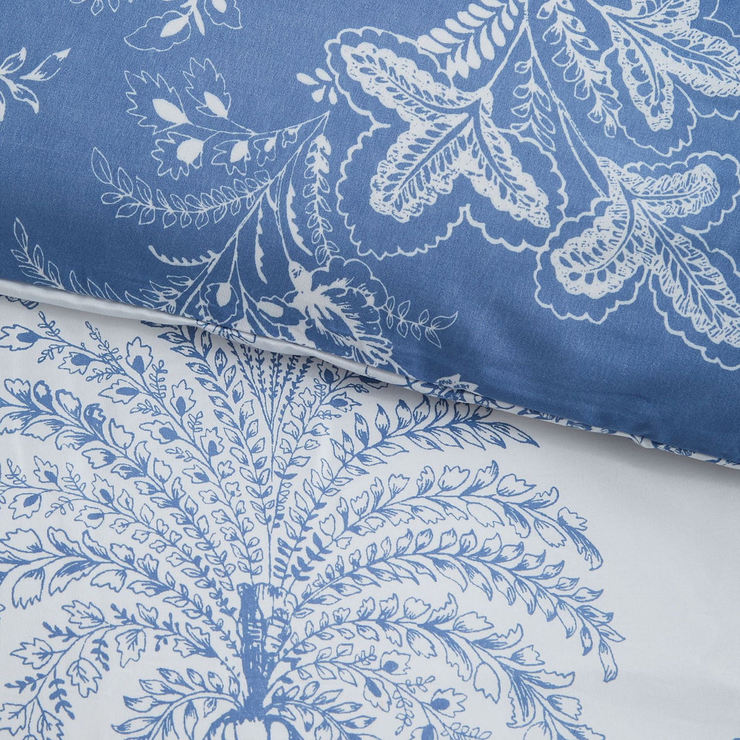 Women's elegant bedding set with floral design Bowlift