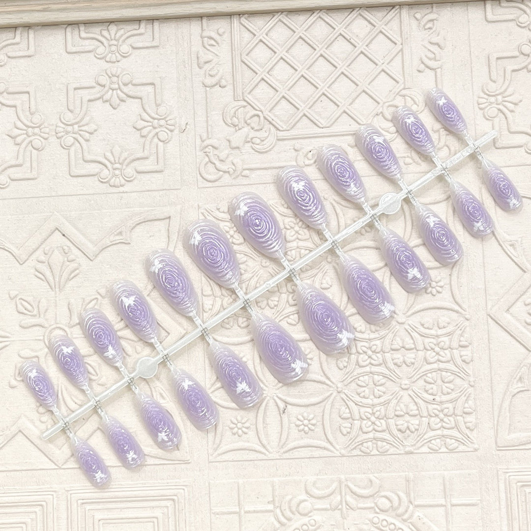 Artistic Floral-Accent Press-On Nail Set Bowlift