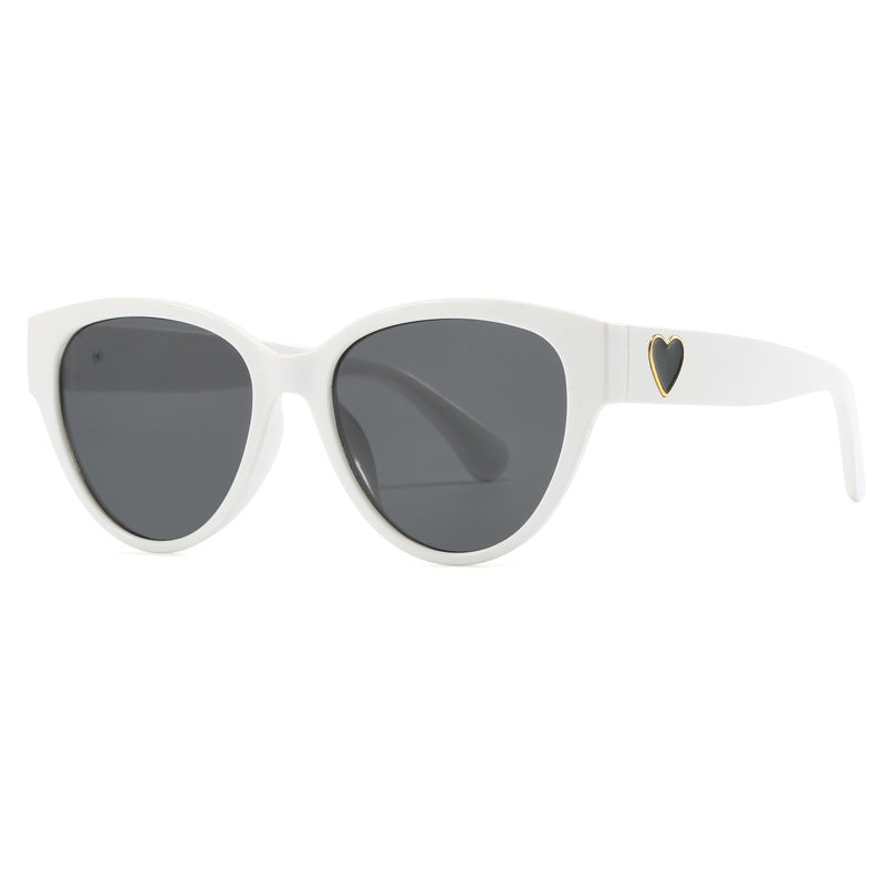 Women's Cat-Eye Sunglasses with Luxurious Leopard Print and Charming Details Bowlift