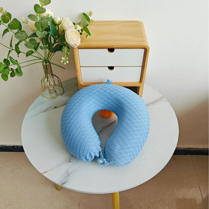 Women ergonomic neck support pillow with breathable diamond structure Bowlift