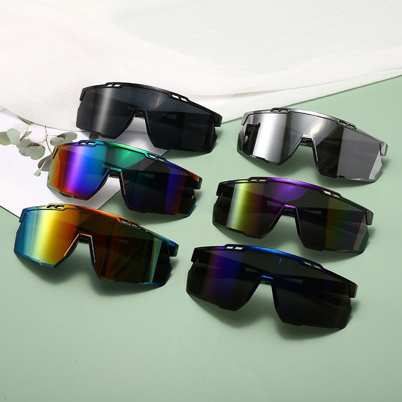 Performance Shield Sunglasses Bowlift