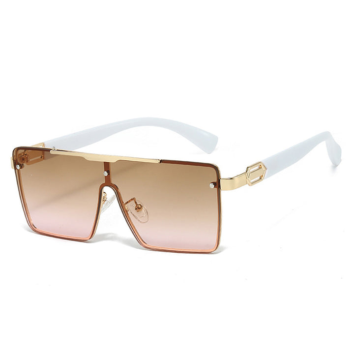 Women Fashionable Oversized Sunglasses in Exclusive Tortoiseshell Design Bowlift