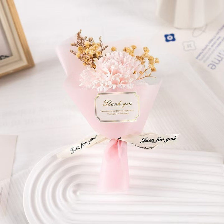 Luxurious rose-emblem gift box set with matching carry bag and magnetic closure Bowlift