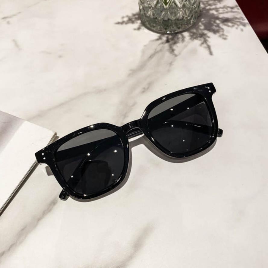 Oversized Square Frame Sunglasses Bowlift